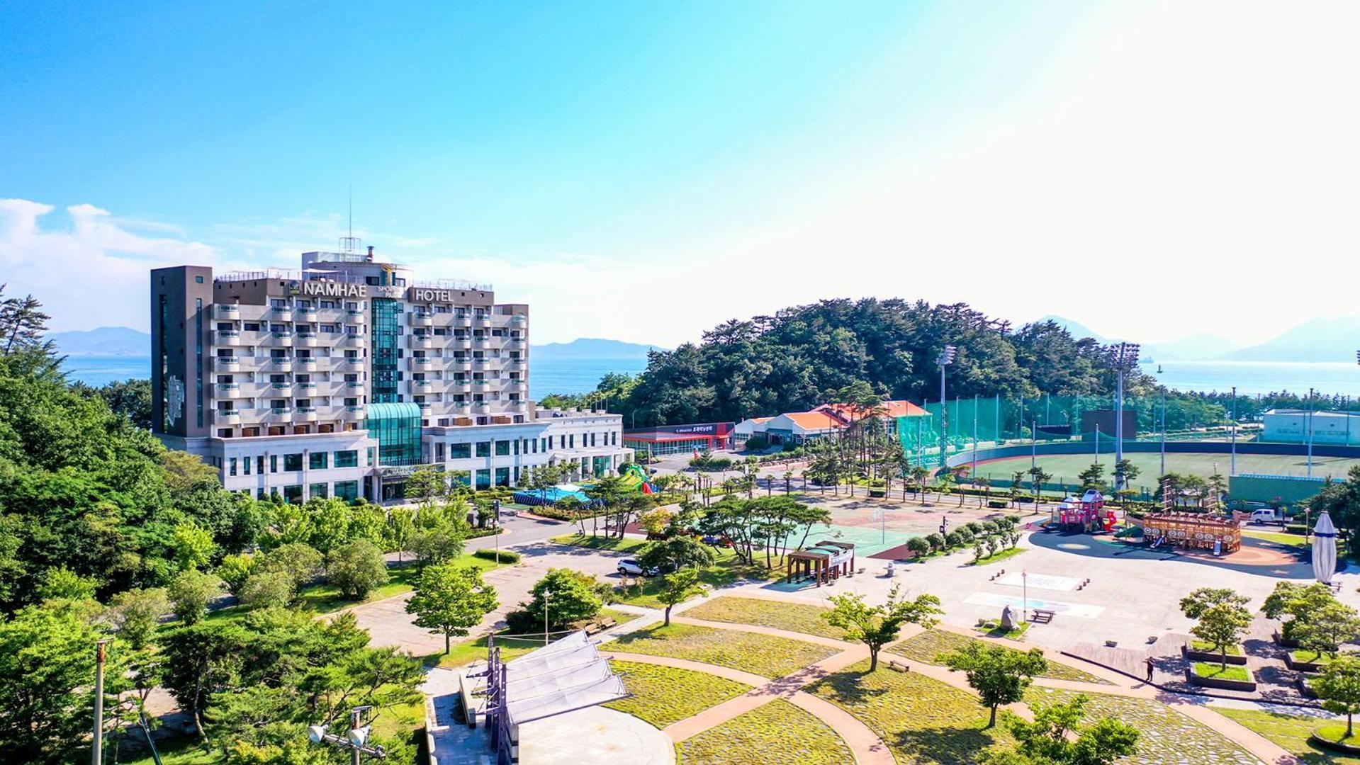 Namhae Sports Park Hotel Exterior photo